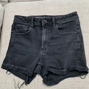 Mid rise AE shorts (black)